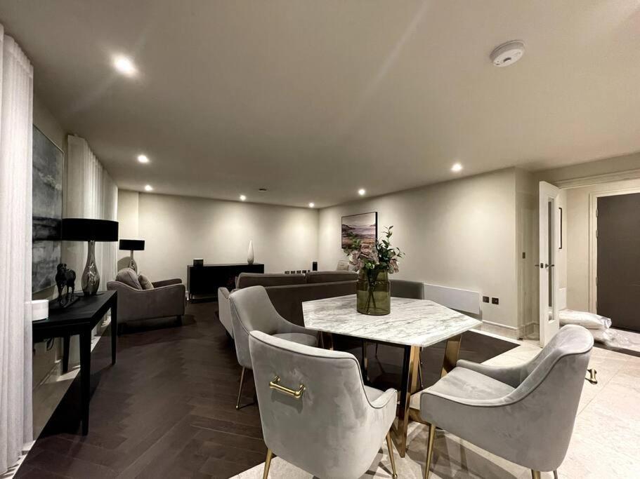 Apartamento 2Br Urban Vista Retreat Chcl F7 Chigwell Exterior foto